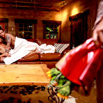 First pic of Paramour