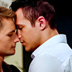 Second pic of Paramour