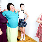 Second pic of The BBW evil stepmoms have a new stepdaughter and teeny Maya isn't happy with it! - Mature.nl