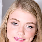 Fourth pic of Naughty Mag - Hannah Hays - Big Lips, Small Tits