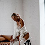 First pic of Hey Honey Club: Release - White Mirror