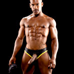 First pic of PINNED, S4