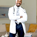 First pic of Dirty Desert Doctors, S1