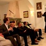 Third pic of Hugos Sex-Club | Als aus der Modenschau eine Gangbang Orgie wurde - Teil 1