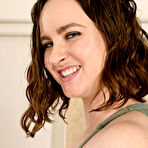 Second pic of Jay Taylor Takes off her Red Dress