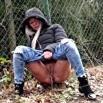 Second pic of got2pee - Blonde In Denims