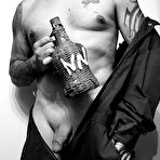 Third pic of Win nudles by posting great pics! - Hunners