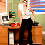 Second pic of Scoreland2 - Jolie Rain, Levi Cash - From geek to freak