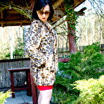 First pic of MILF Wanilianna is getting wet in the woods - Mature.nl