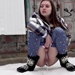 Second pic of got2pee - Over The Snow