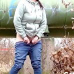 Third pic of got2pee - Antonia Squats