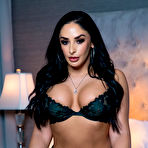 Second pic of Sheena Ryder Busty Bubble Butt Beauty Tonights Girlfriend - FoxHQ