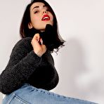 Third pic of Petra petrafeet