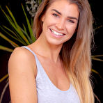 Second pic of Welcome to Cosmid - Sexy Amateurs, Busty Amateurs, Professional Photographers