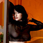 First pic of Anna Sugar Hands Full Met Art - Curvy Erotic