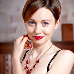 First pic of Lilu Rose Classy Babe Shows off her Bush
