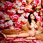 First pic of Valentina Nappi in L'intervista