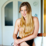 Fourth pic of Lisa Dawn Cool Me Down Met Art - Cherry Nudes