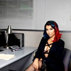 First pic of Roxie Sinner Takes off her Black Miniskirt