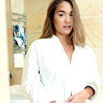 Fourth pic of Hazel Grace Shower Perfect 18 - Cherry Nudes