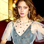 First pic of Amelie Lou in Amelie Lou set The Caller  . Amelie Lou 