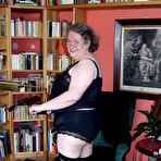 Second pic of German female professor just before retirement goes naked because she likes it - Mature.nl