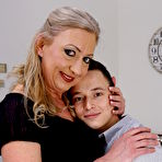 First pic of Naughty Milf from ChatterBox wants her hairy pussy satisfied &ndash; UK Wives Pics