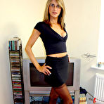 First pic of Tracie Needed A Hard Cock After Work – UK Wives Pics