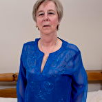 First pic of Naughty mom playing alone on her bed. – UK Wives Pics