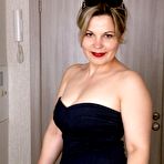 First pic of All Over 30 Ellariya Rose - NakedPics