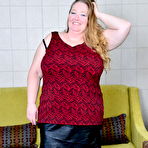 First pic of BBW Slut With Giant Titties Gets Naughty For The Camera &ndash; UK Wives Pics