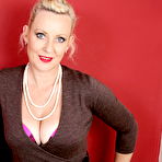 Second pic of Hot Business Lady Shows Us Her Kinky Side – UK Wives Pics
