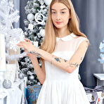 First pic of Sasha Paige makes love to her boyfriend after beautifying her flat for the holidays