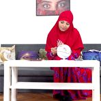 First pic of She wanted painted nails and he wanted her wet pussy | Sex With Muslims