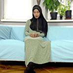 First pic of Horny guy wants to fuck housewife in hijab | Sex With Muslims