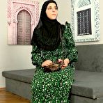 First pic of An angry husband found a lot of money with his hijab wife | Sex With Muslims