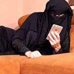 First pic of Black niqab and big black dildo | Sex With Muslims