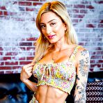 First pic of Kathryn Mae - Mom Drips | BabeSource.com