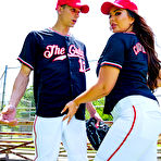 Second pic of Thick body milf Callie Brooks has hardcore XX sex with a small white guy &ndash; Bare Milfs