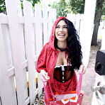 Second pic of Yum The Boss & Amirah Sky share the big black cock of Jovan Jordan &ndash; Bare Milfs