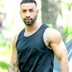 First pic of PITCHING A TENT - MASQULIN