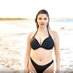 Second pic of Lola Johnson Hot Tropic Superbe - My Big Tits Babes