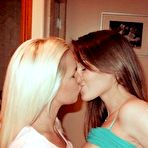 First pic of Nude besties kissing