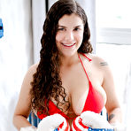 First pic of Alegaucha in Round One at Suicidegirls - Prime Curves