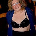 Third pic of Horny british housewife bukkake party &bull;