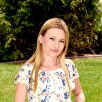 First pic of Kennedy Kressler Slim Housewife