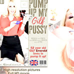 Fourth pic of Emerald is a hot 52 year old British GILF who loves to play with a pussypump for big pussylips - Mature.nl