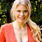 First pic of Tayla Backyard Striptease