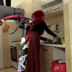 First pic of He wants to be more than just a messenger | PornCZ.com