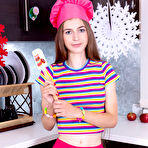 First pic of Showy Beauty featuring Riana Porn Photos